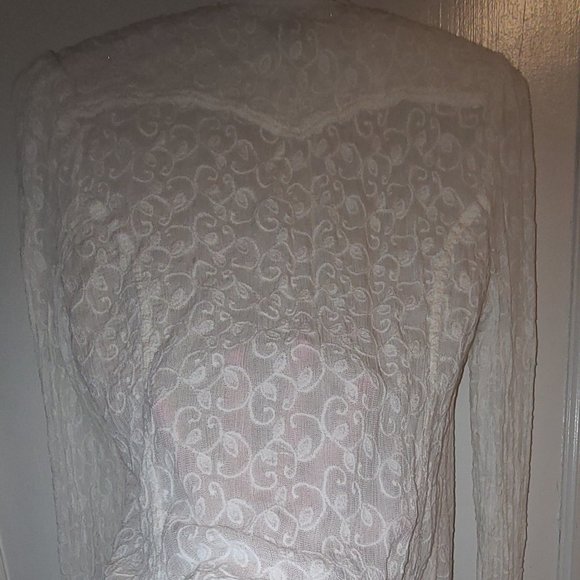LUCKY BRAND, "Lucky In Love" Long Sleeved Lace Blouse (SIZE XL) - Picture 2 of 4